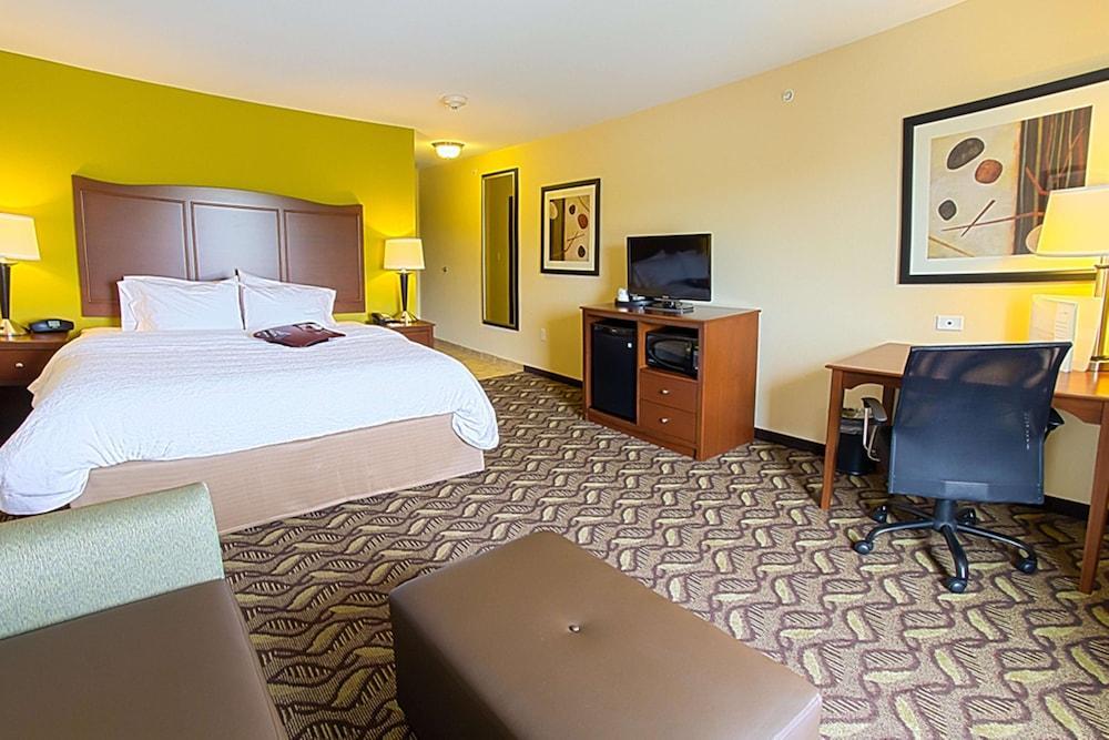 Hampton Inn Dekalb - Near The University Kültér fotó