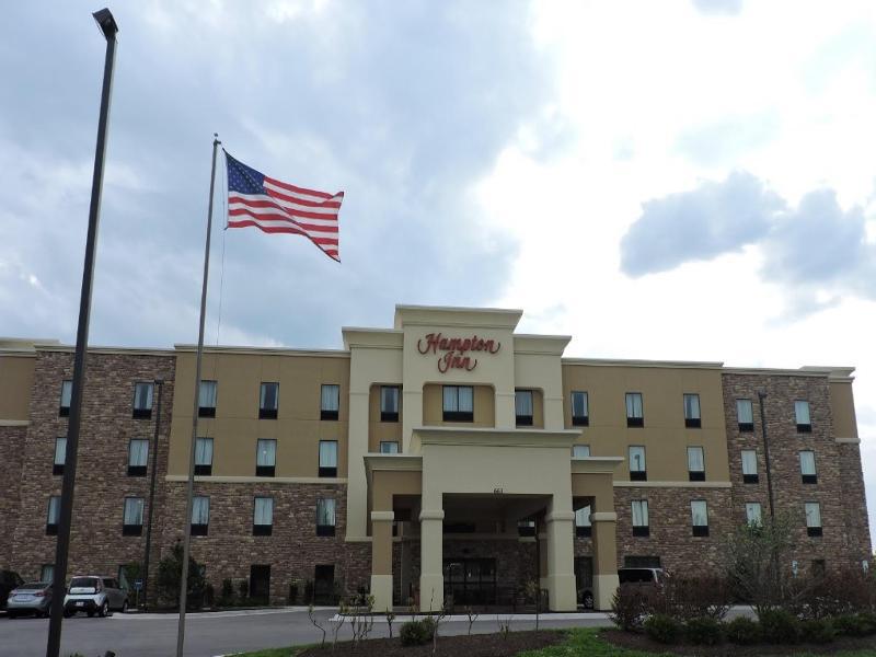 Hampton Inn Dekalb - Near The University Kültér fotó