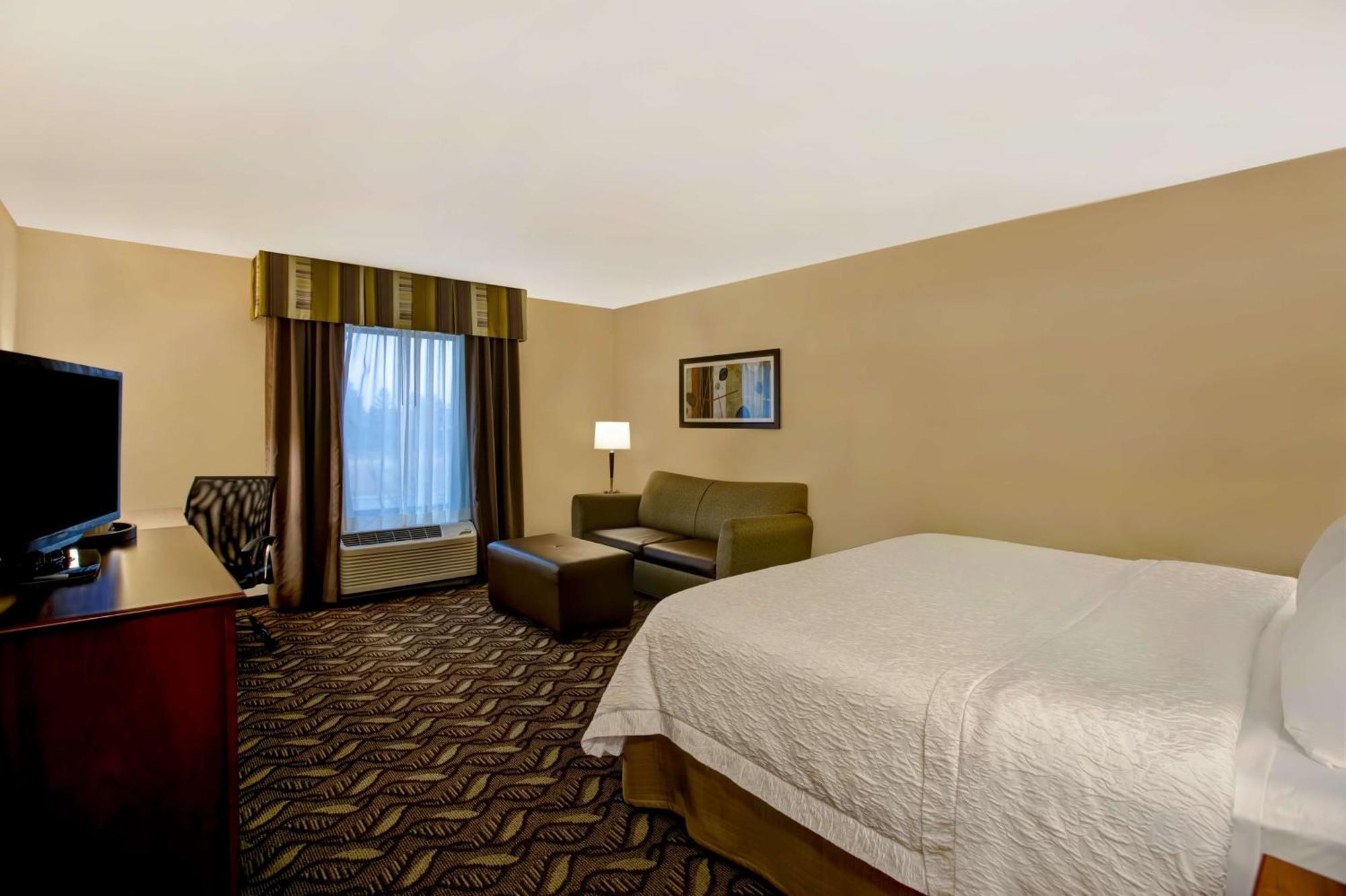 Hampton Inn Dekalb - Near The University Kültér fotó