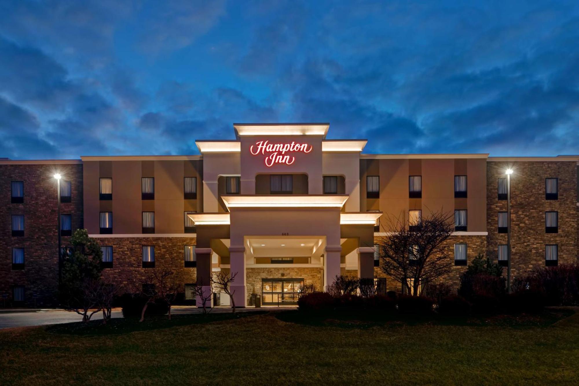 Hampton Inn Dekalb - Near The University Kültér fotó